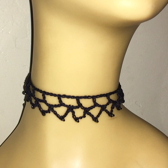 Hand Crafted Elegant Adjustable Choker - Picture 6 of 8